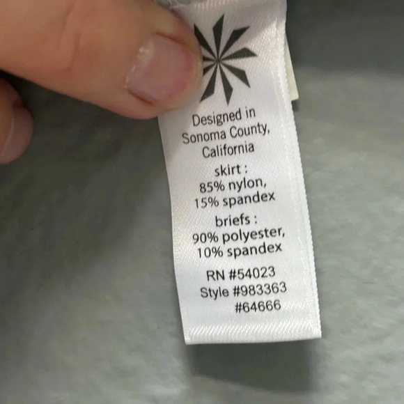 Athleta | side zip | tie waist | zipper detail | skort | grey | size 2 - Picture 9 of 14